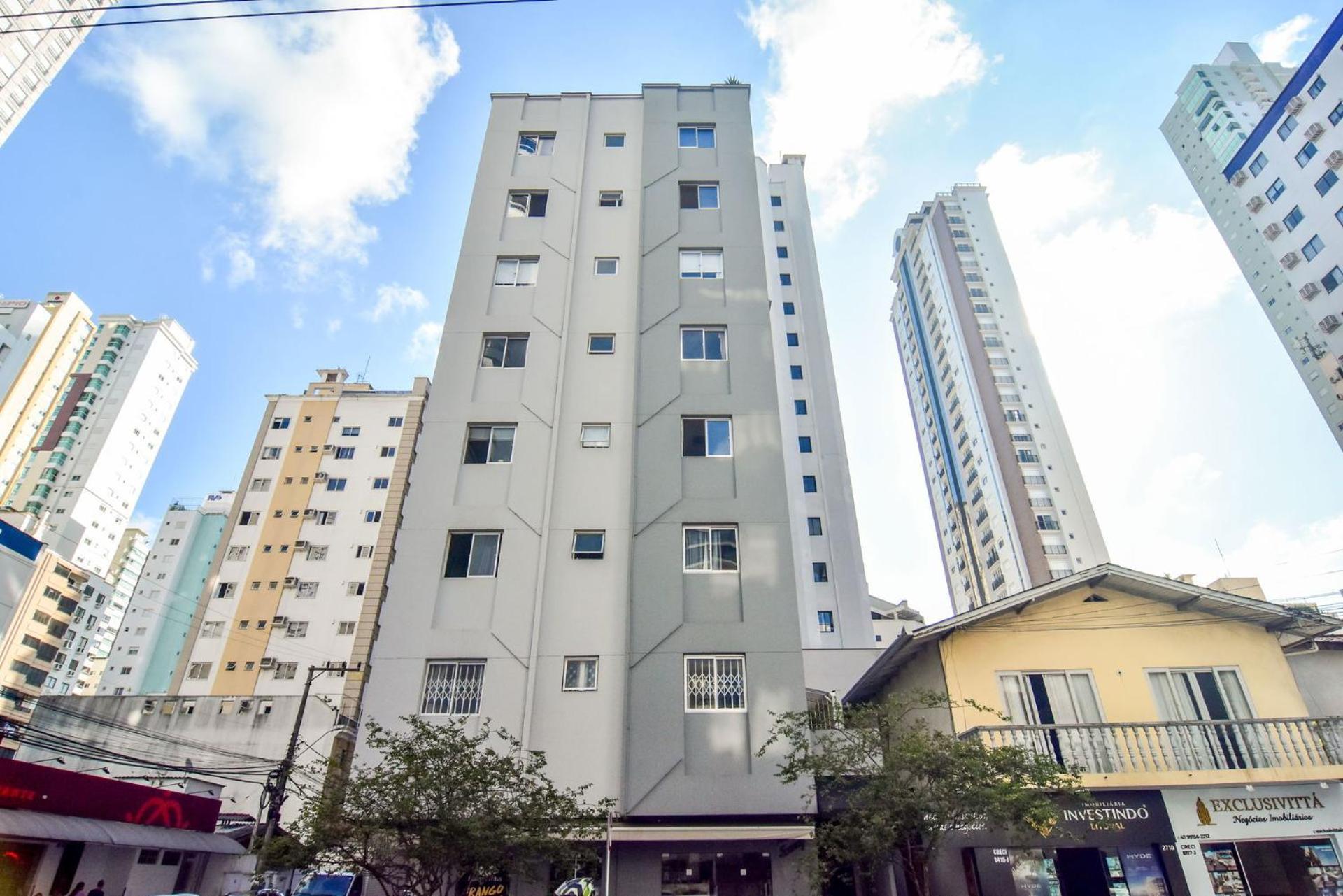 Conforto Na Av. Brasil, 150 Metros Da Rs7551